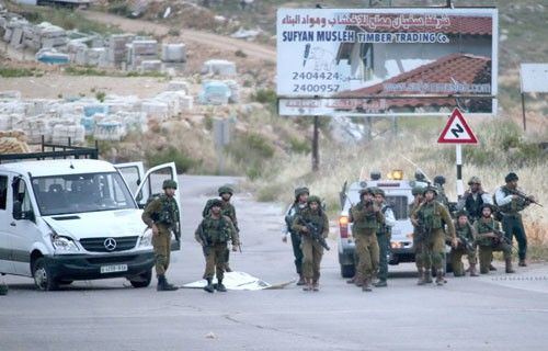 الاحتلال يعتقل فلسطينياً بزعم محاولة الدهس شرقي رام الله