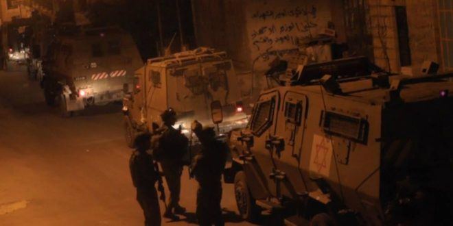 اعتقالات في الضفة والاحتلال يصادر اموال مواطنين