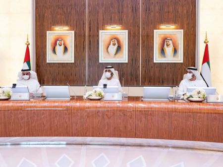 الامارات تصادق على فتح سفارة في تل ابيب