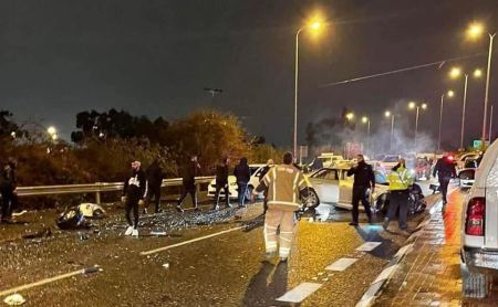 اصابات بينها حالة خطيرة بحادث سير قرب الرملة