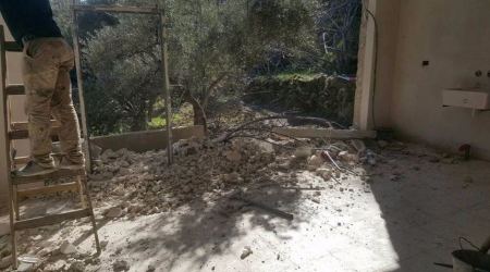 القدس ... بلدية الاحتلال تجبر عائلة قراعين على هدم منزلها في سلوان