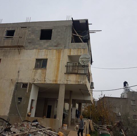  دير الاسد : سقوط طفل عن ارتفاع واصابته حرجة 