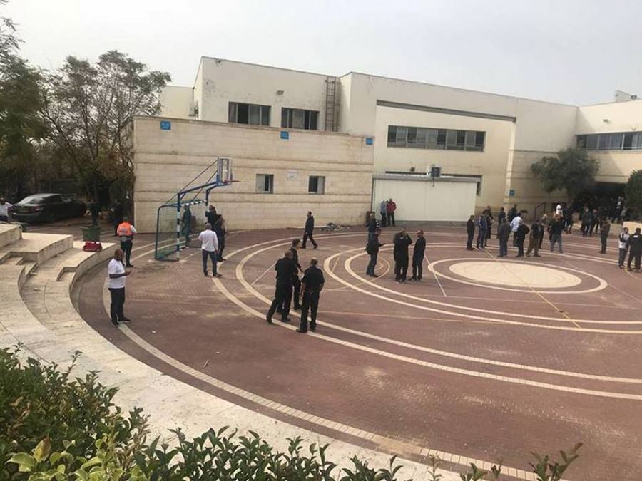 اصابة متوسطة لطالب باطلاق النار عليه في احد مدارس جلجولية
