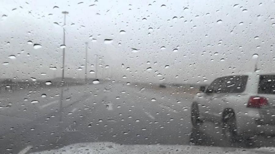 أجواء ماطرة وعاصفة شديدة البرودة