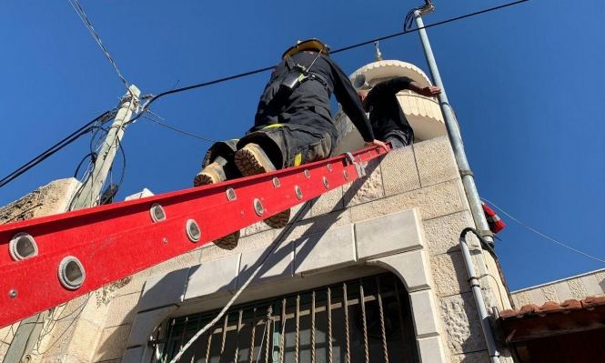 الرملة : اصابة خطيرة لرجل سقط من علو