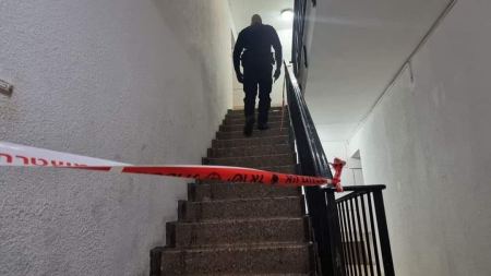 اللد : العثور على جثة شابة بمدخل بيتها