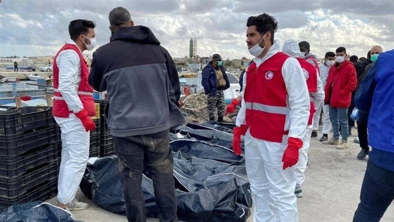 مصرع 73مهاجراً تحطم قاربهم قبالة ليبيا