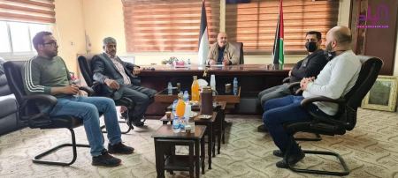 وفد من وزارة الاتصالات الفلسطينية في زيارة لبلدة برطعة