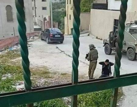 الاحتلال يعتقل فتيين من يعبد