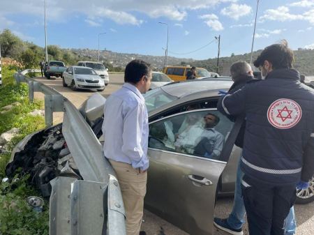 حادث سير على مدخل برطعة