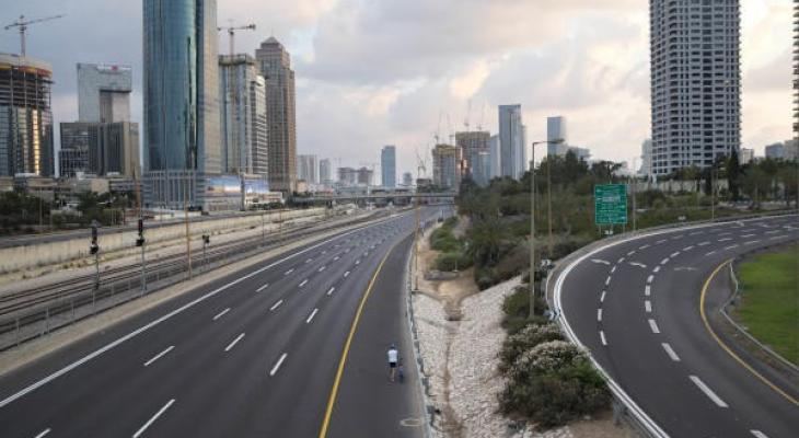 اسرائيل تفرض حظر التنقل بين المدن والبلدات بدءاً من مساء غد الثلاثاء حتى فجر الخميس