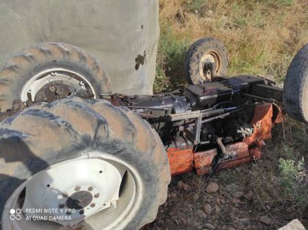 غور الاردن : مصرع شخص بانقلاب جرار زراعي 