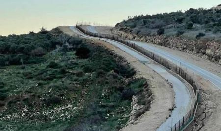 " الكابينيت " يصادق على ترميم الجدار الفاصل