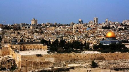 بالتزامن مع افتتاح السفارة الامريكية الاحتلال يعتزم منع رفع الآذان في مساجد القدس