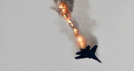 تحطم مقاتلة روسية ومقتل طياريها بعد ان اقلعت من قاعدة حميميم في سوريا