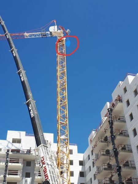 مصرع 4 عمال اثر انهيار رافعة بورشة بناء