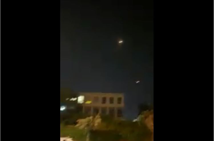 المقاومة تقول انها قصفت تل ابيب بـ 13 صارخاً