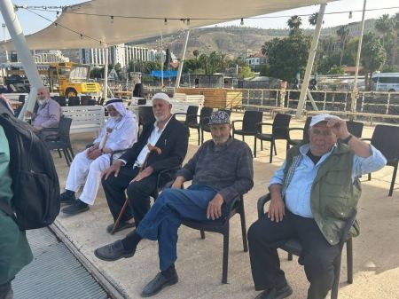 جمعية برطعة تنظم رحلة للمسنين