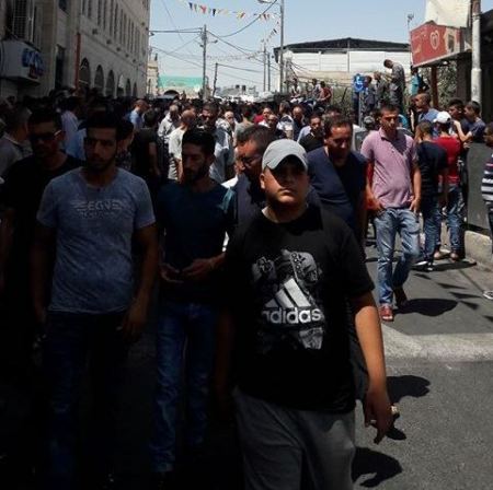 صور باهر ... تشييع جثامين ضحايا حادث السير