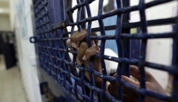 المصادقة على مشروع قانون إسرائيلي لخصم رواتب الأسرى