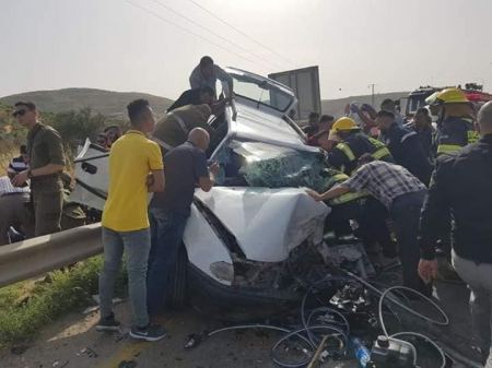 مصرع شخصين في حادث سير مروع قرب دير شرف شمال نابلس