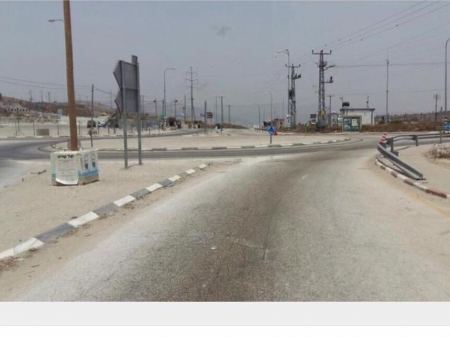 الاحتلال يعتقل شابين من جنين على حاجز زعترة