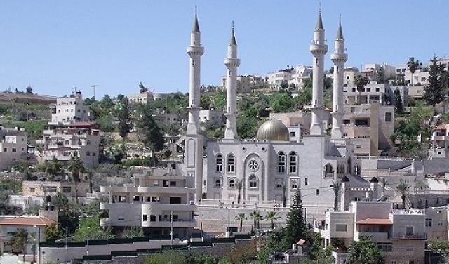 القدس :تسويق وحدات سكنية للمستوطنين في ابو غوش