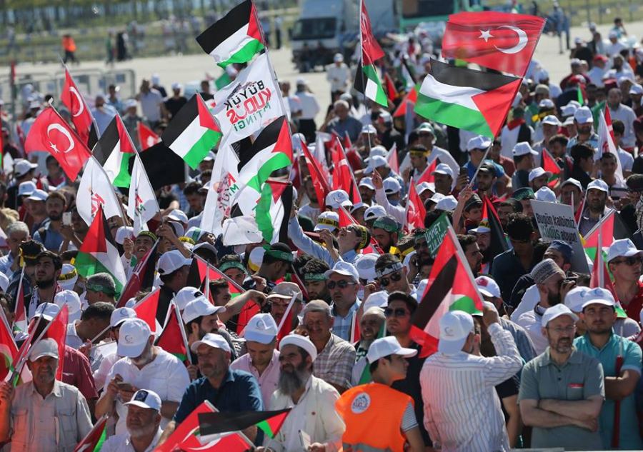 اسطنبول ... ‘ تجمع القدس الكبير ‘ نصرة للاقصى