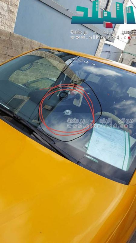 برطعة | مستوطنون يعتدون على مركبة سائق عمومي من البلدة