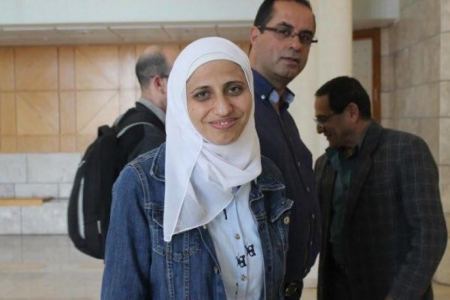الحكم بسجن الشاعرة دارين طاطور من الرينة 5 شهور بتهمة التحريض