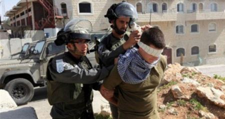 الاحتلال يعتقل 34 فلسطينياً من الضفة والقدس