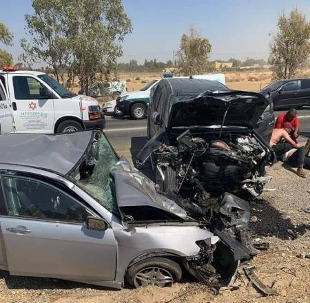 مصرع سيدة من رهط واصابة آخرين بحادث سير بالنقب