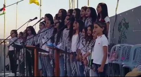 من فعاليات تكريم طلبة "التوجيهي" في طورة