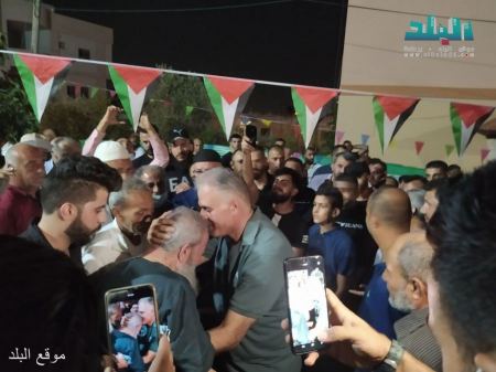 صور + فيديو : استقبال الاسير الدكتور أمجد كبها في برطعة