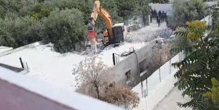 سلطات الاحتلال تهدم منزلين في سلوان