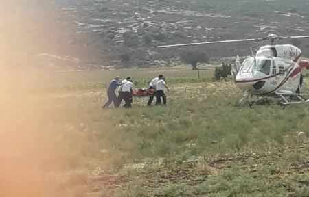 اصابة خطيرة جراء حادث طرق ذاتي مروع بين العزير والبعينة