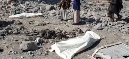 مقتل 100 شخص في قصف تحالف السعودية مركز احتجاز جنوب صنعاء