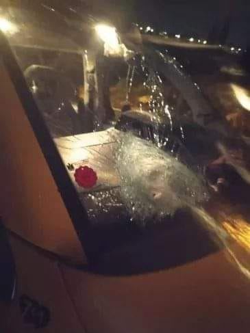 رام الله : 4 اصابات احداها خطيرة جراء رشقهم بالحجارة من قبل مستوطنين
