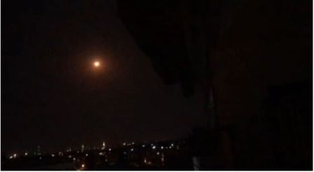 مقتل شخصين و 7 اصابة في قصف اسرائيلي على مواقع في سوريا