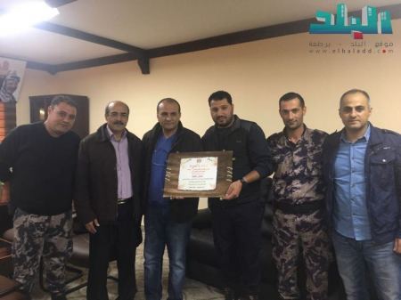 برطعة | الدفاع المدني يكرم رئيس البلدية غسان كبها