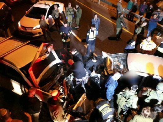 مصرع مواطن فلسطيني وعدة اصابات في حادث طرق قرب رام الله