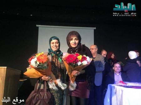 برطعة | الفنانة التشكيلية نجوى كبها تشارك في أمسية تكريم المؤرخ الدكتور محمد عقل والشاعرة حليمة دواس