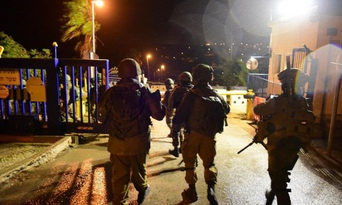 الاحتلال يعتقل العشرات من كوادر حماس بالضفة والقدس
