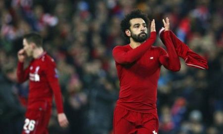 فيديو ... هدف محمد صلاح في شباك نابولي وتأهل فريقه الى ثمن نهائي دوري الأبطال