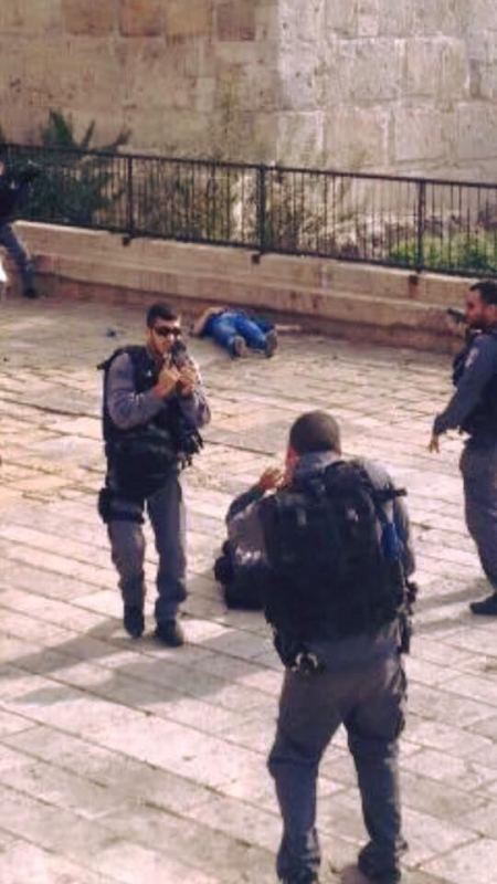 شهيد فلسطيني و 3 اصابات في صفوف الشرطة الاسرائيلية بعملية طعن في القدس