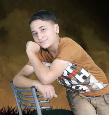 بحجة تأديبه ... مقتل الفتى احمد ادعيس (16 عاما) من الخليل على يد والده وعمه