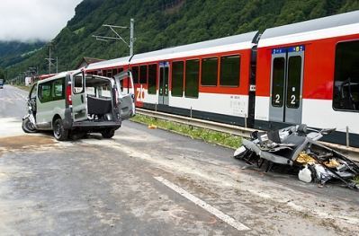 مصرع 3 مواطنين من قرية المغار بحادث طرق في سويسرا