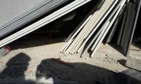 مصرع عامل فلسطيني سقطت عليه الواح من الرخام 