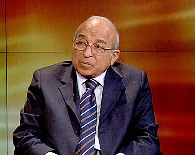 فهمي هويدي :ليست هذه أم الدنيا