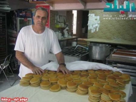 برطعة | « قطايف رمزي » ... معها يحلو الافطار